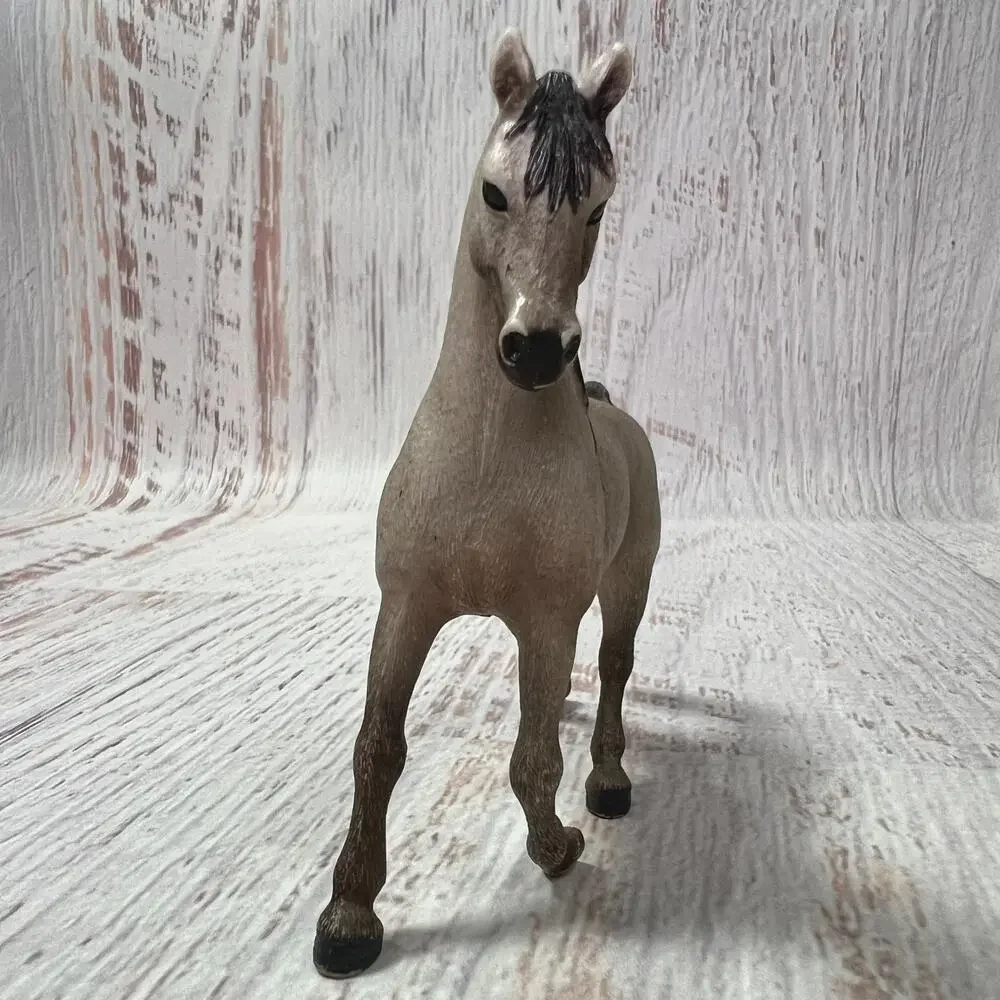 schleich grey arabian